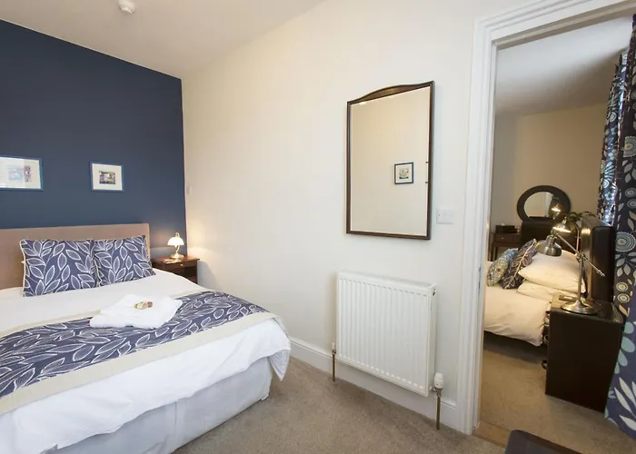 Rosslyn House Bed & Breakfast