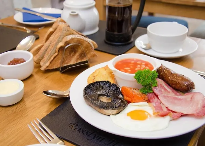 Rosslyn House * Whitby