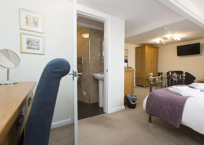 Rosslyn House Bed & Breakfast