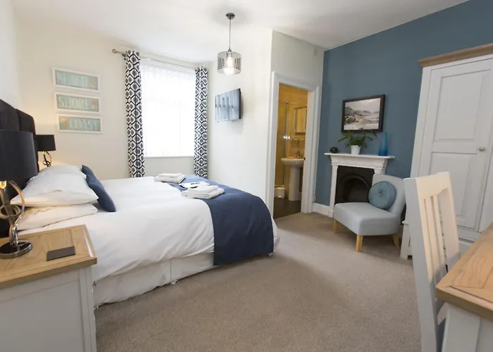 Rosslyn House Bed & Breakfast Whitby