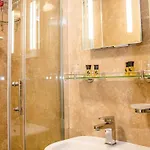 Bed & Breakfast Rosslyn House