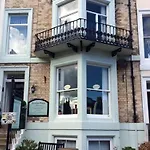 Rosslyn House Whitby