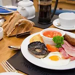 Rosslyn House 4* Whitby