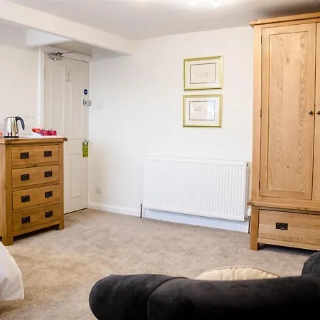 Rosslyn House فندق مبيت وإفطار