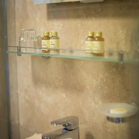 住宿加早餐酒店 Rosslyn House *