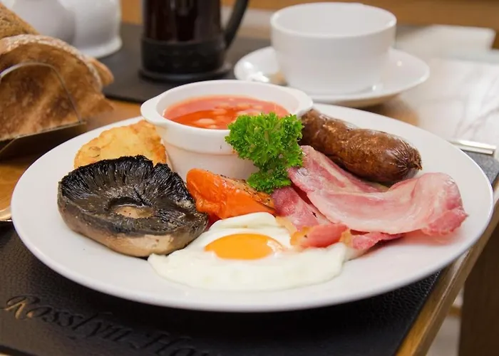 住宿加早餐酒店 Rosslyn House 惠特比