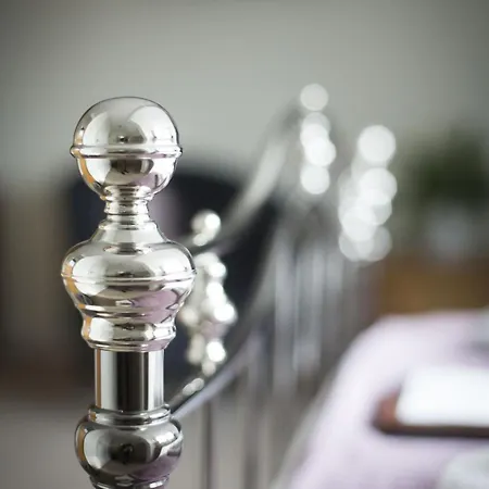 Rosslyn House * 휫비